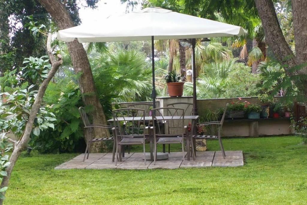 Casetta Jacaranda جنوة المظهر الخارجي الصورة